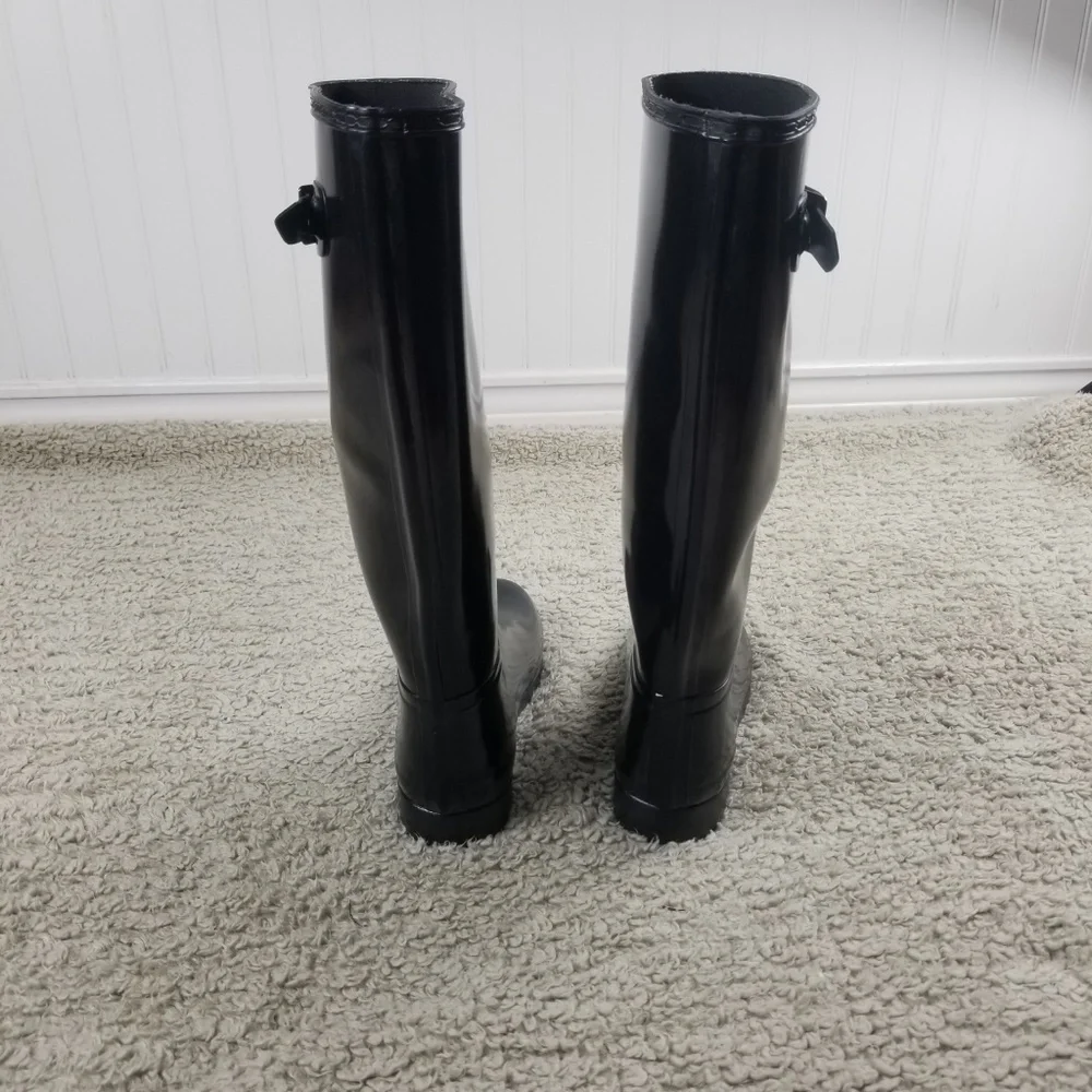 Hunter Black Gloss Tall Rain Boots